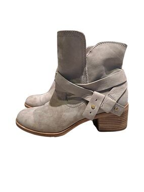 UGG Elora Ankle Boots Womens 8.5 Taupe Suede Wrap Strap Block Heel Boho